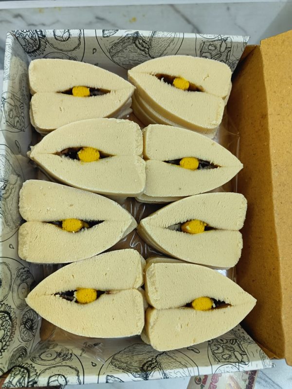 Ilish Peti Sandesh (1 KG) - ইলিশ পেটি সন্দেশ  (১ কেজি) - Image 3